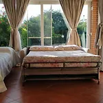 La Casetta Nel بيت للعطل *
